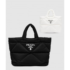 [PRADA-프라다]<br>리나일론 패딩 토트백 2VG082