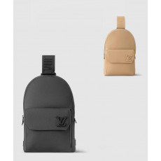 [LOUIS VUITTON-루이비통]<br>파일럿 슬링백 M23736