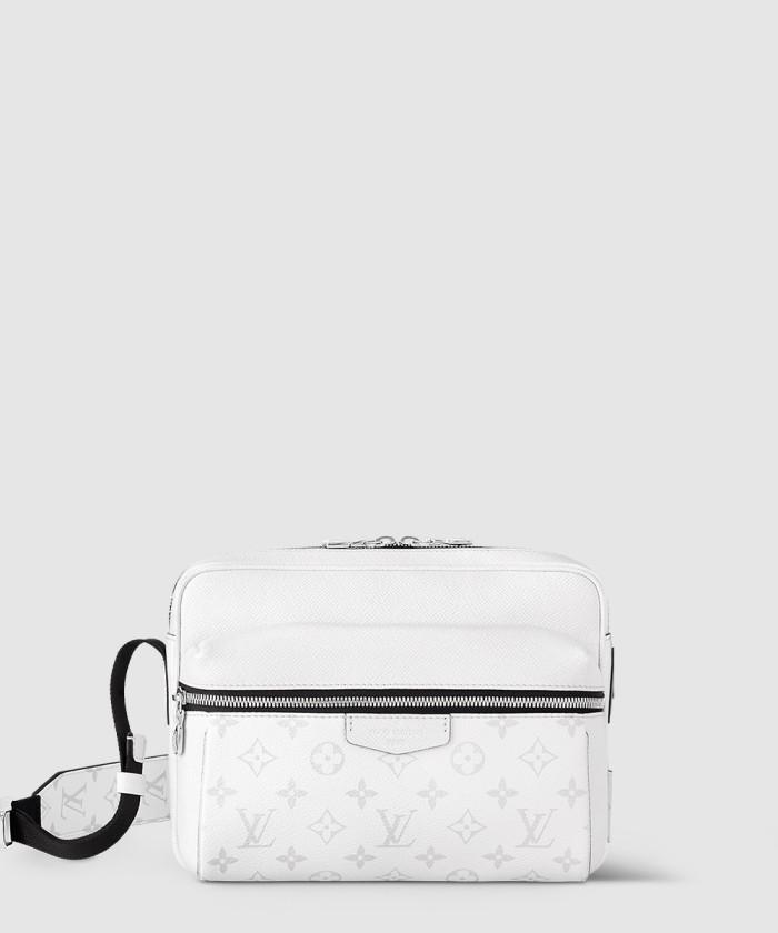 [LOUIS VUITTON-루이비통]<br>아웃도어 메신저백 M30873