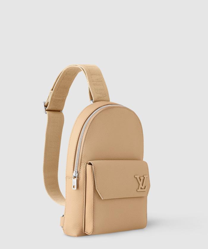 [LOUIS VUITTON-루이비통]<br>파일럿 슬링백 M23765