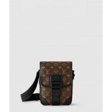 [LOUIS VUITTON-루이비통]<br>S락 버티컬 웨어러블 월릿 M46442