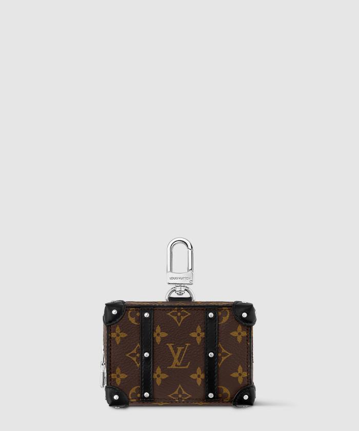 [LOUIS VUITTON-루이비통]<br>모노그램 소프트 트렁크 파우치 M00753